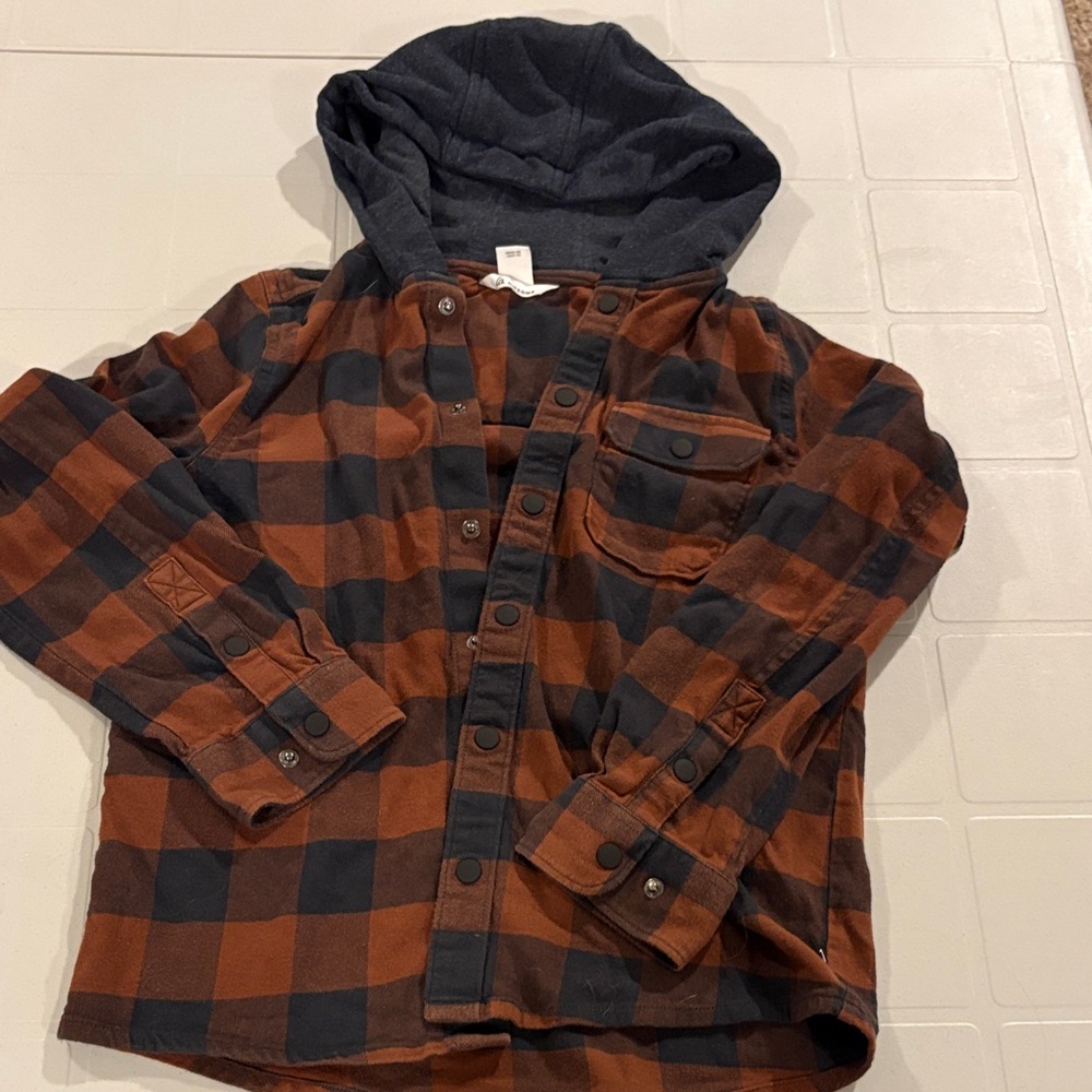 Boys Ripzone Plaid Button-Up Shirt with Hood size medium
